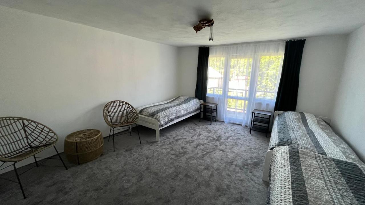 Apartmanovy Dom Adas Prosiek エクステリア 写真